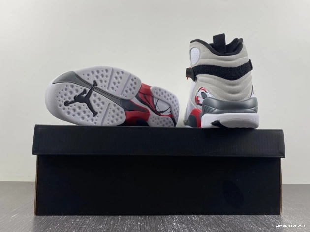 Bunny 8 Retro (2013) Bugs Air Jordan 305381-103 0819